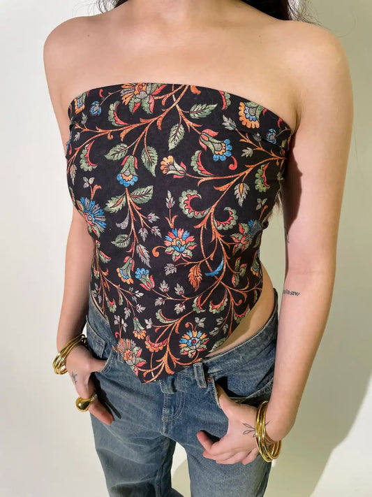 Motif Hanky Top