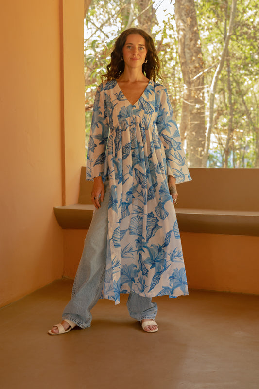 Amily Tunic Slit Top